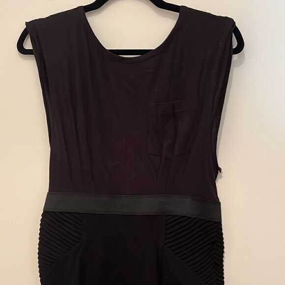 Free People size medium black t shirt dress with front pocket - Picture 2 of 7